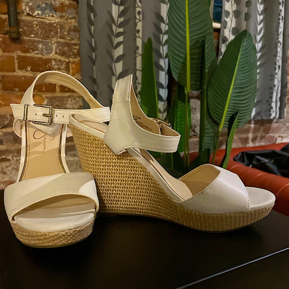 White Jessica Simpson Wedges Size 9M/40